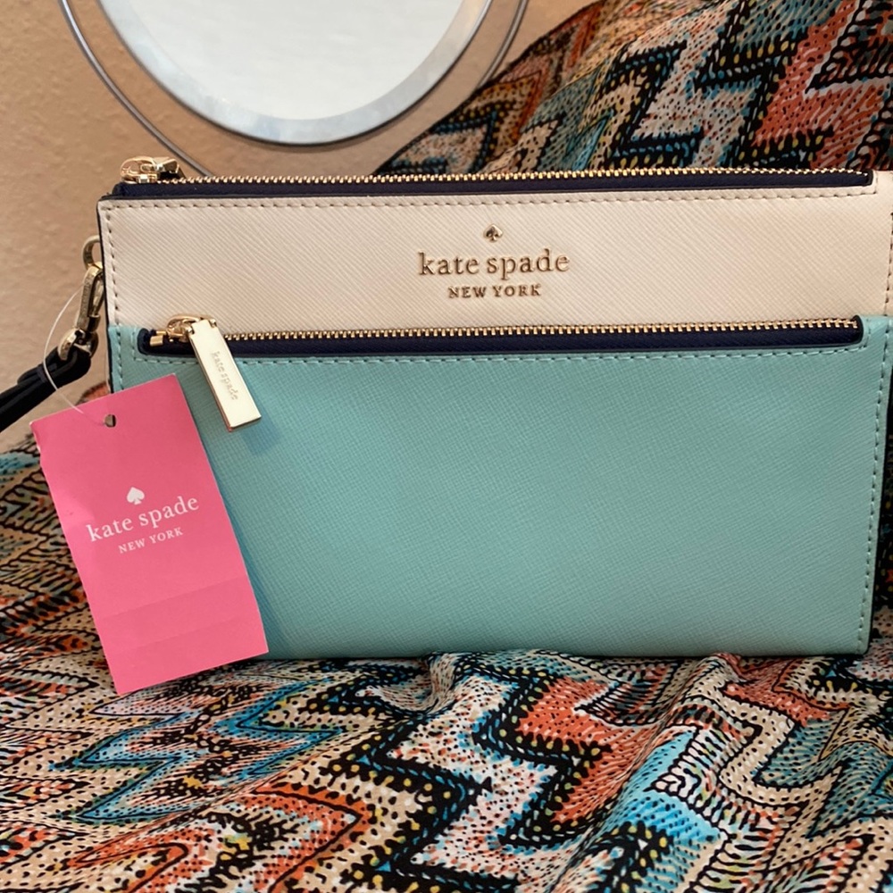 BRAND NEW KATE SPADE WRISTLET 9x5